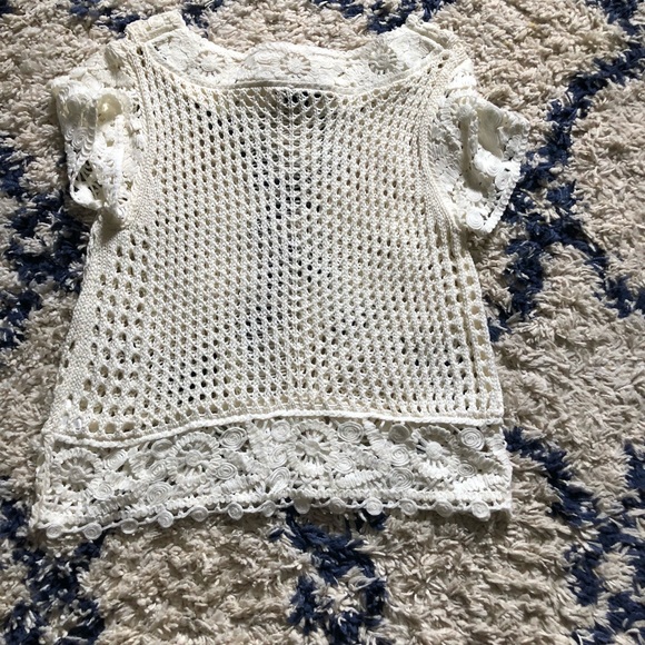 Forever21 crochet sweater - Picture 3 of 4